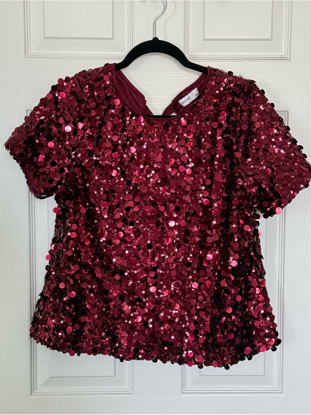 Nine West Burgundy Sequin Short Sleeve Top